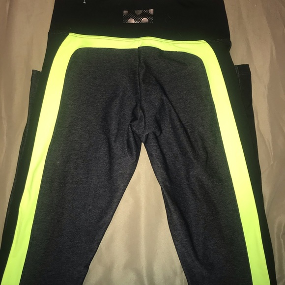 PINK Victoria's Secret Pants - Victoria Secret pink ultimate yoga XS NWOT